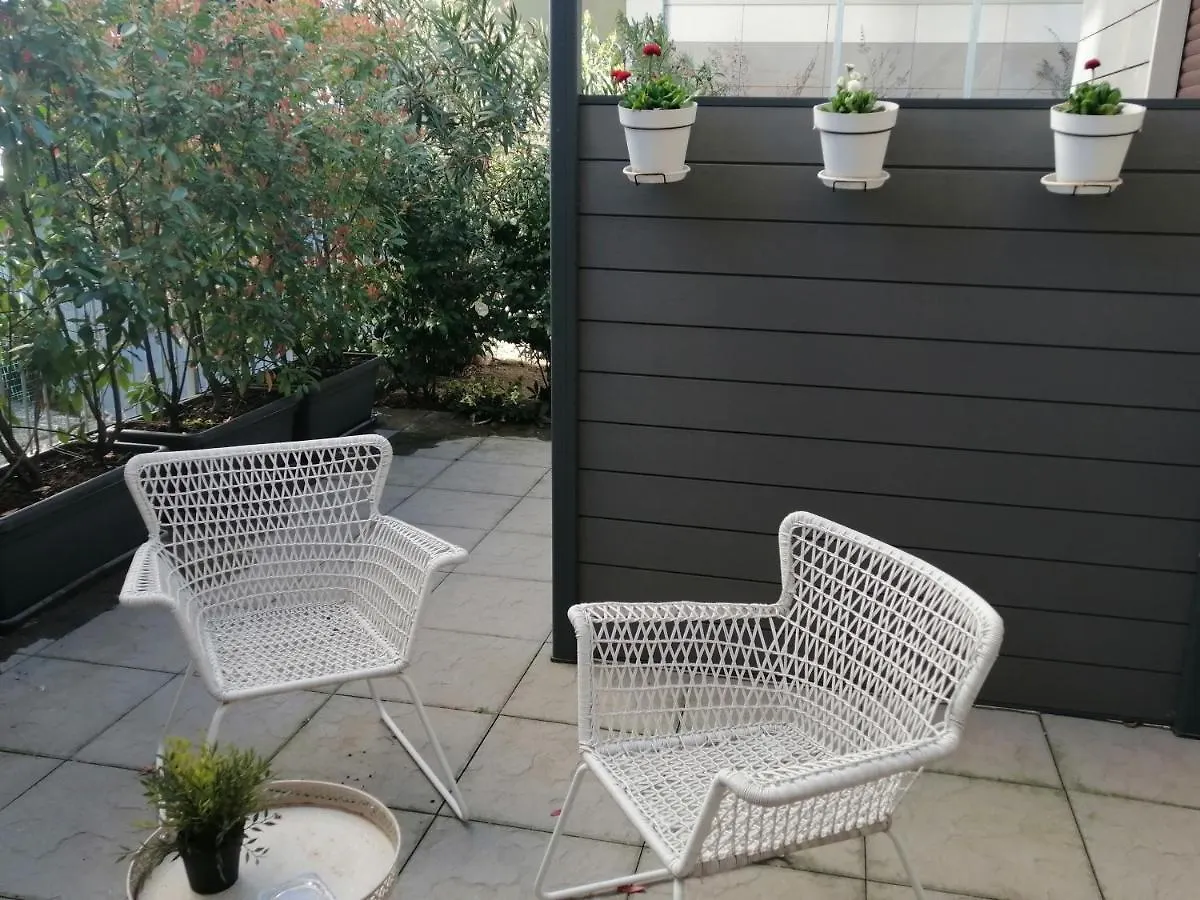 C.A.V. B&B Curiel20 San Donato Milanese